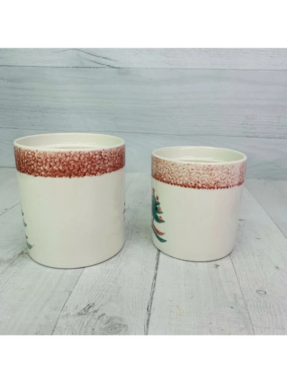 Gibson CHRISTMAS STAR Stoneware Red Green Sponged Tree Storage Container Set 2